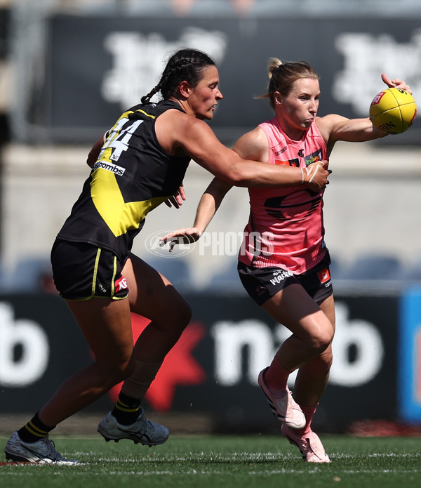 AFLW 2025 Round 12 - Richmond v Gold Coast - A-64637552