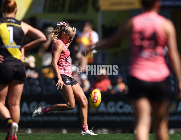 AFLW 2025 Round 12 - Richmond v Gold Coast - A-64637786