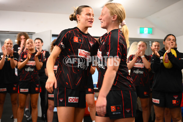 AFLW 2025 Round 12 - Sydney v Essendon - A-64637839