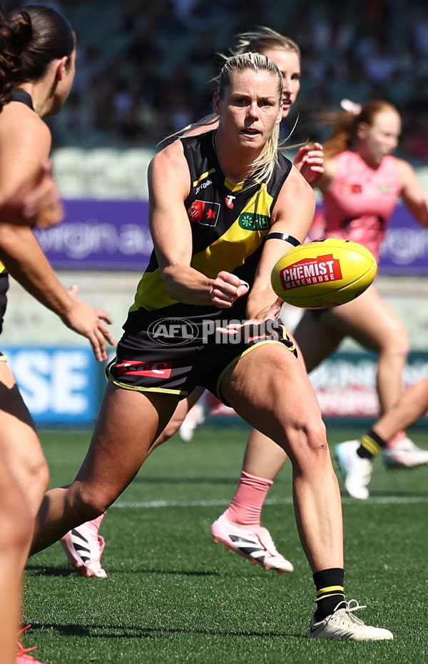 AFLW 2025 Round 12 - Richmond v Gold Coast - A-64637854