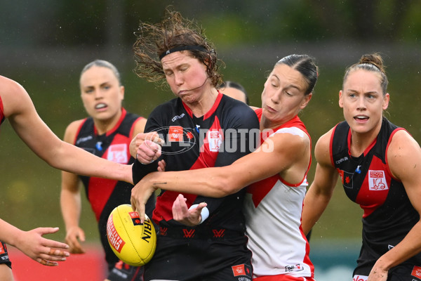 AFLW 2025 Round 12 - Sydney v Essendon - A-64642239