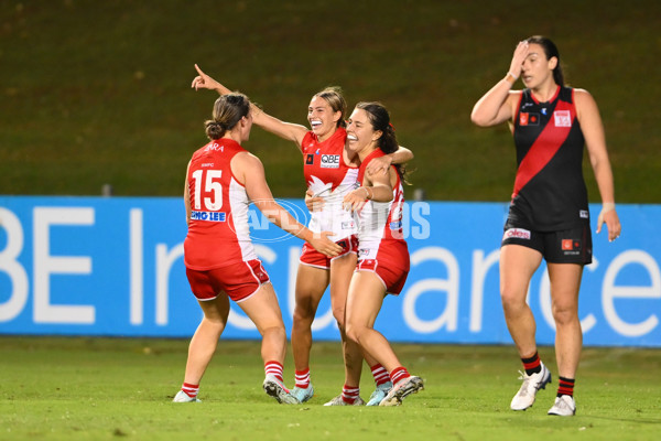 AFLW 2025 Round 12 - Sydney v Essendon - A-64642274