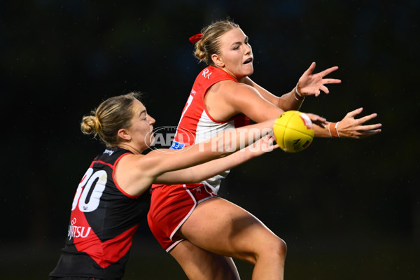 AFLW 2025 Round 12 - Sydney v Essendon - A-64642277