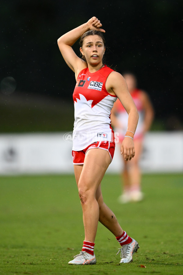 AFLW 2025 Round 12 - Sydney v Essendon - A-64644456