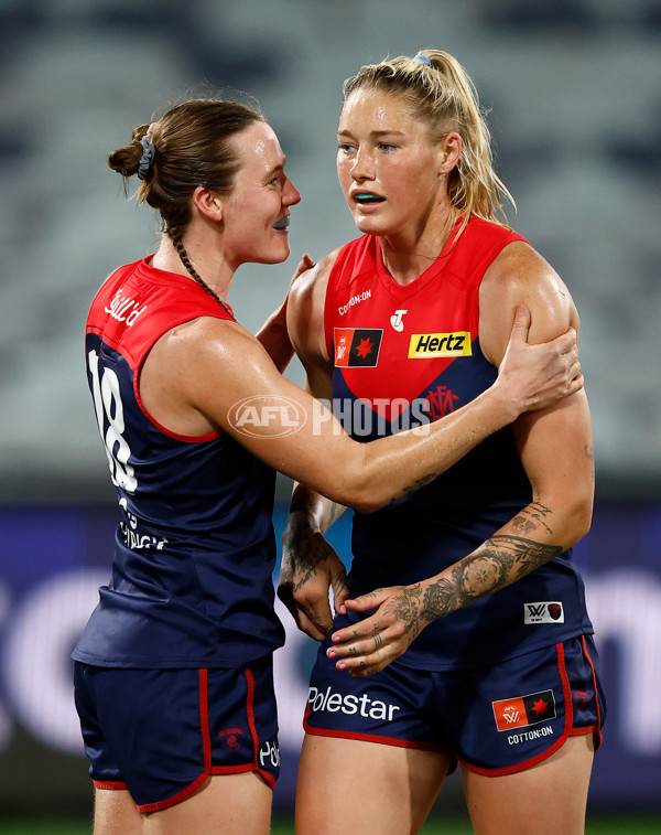 AFLW 2025 Round 12 - Geelong v Melbourne - A-64644520