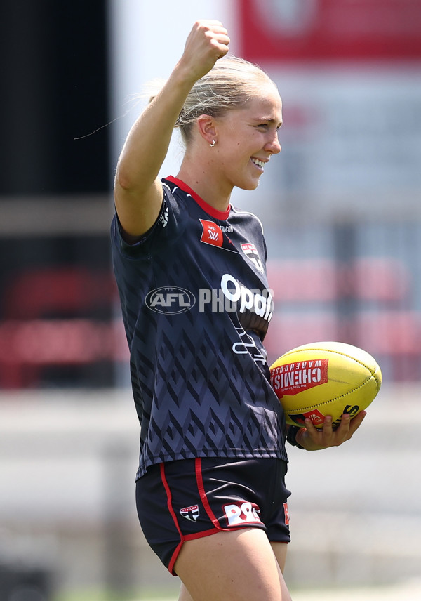 AFLW 2025 Round 12 - St Kilda v Western Bulldogs - A-64651333