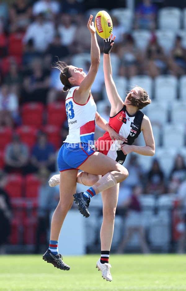 AFLW 2025 Round 12 - St Kilda v Western Bulldogs - A-64652478