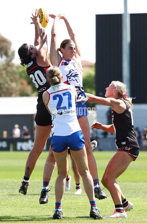 AFLW 2025 Round 12 - St Kilda v Western Bulldogs - A-64652495