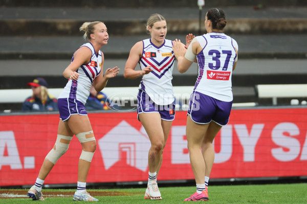 AFLW 2025 Round 12 - Adelaide v Fremantle - A-64657296