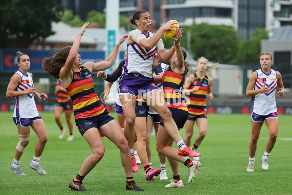 AFLW 2025 Round 12 - Adelaide v Fremantle - A-64657306