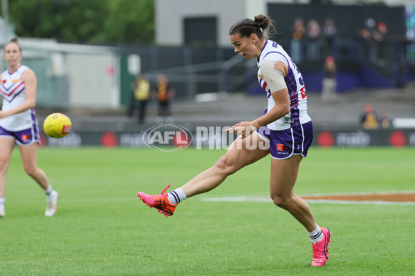 AFLW 2025 Round 12 - Adelaide v Fremantle - A-64657307