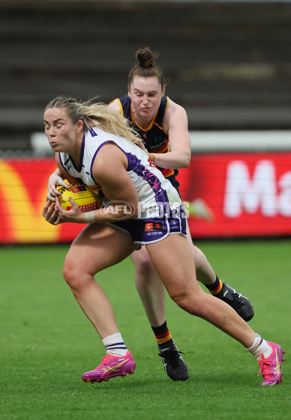 AFLW 2025 Round 12 - Adelaide v Fremantle - A-64658437