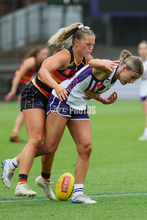 AFLW 2025 Round 12 - Adelaide v Fremantle - A-64659291