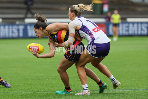 AFLW 2025 Round 12 - Adelaide v Fremantle - A-64659292