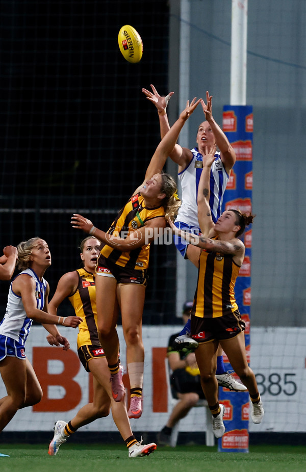 AFLW 2025 First Qualifying Final - North Melbourne v Hawthorn - A-64740768