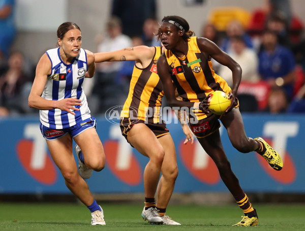 AFLW 2025 First Qualifying Final - North Melbourne v Hawthorn - A-64740777