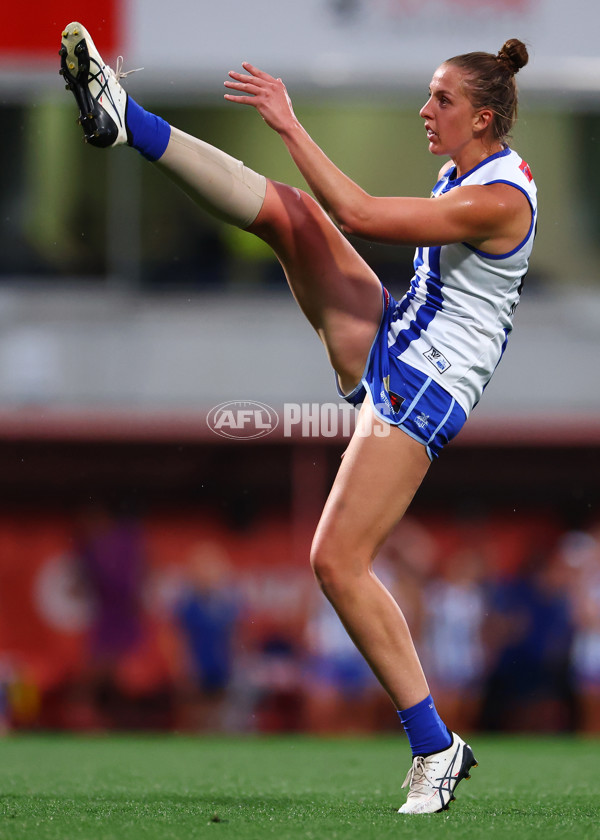 AFLW 2025 First Qualifying Final - North Melbourne v Hawthorn - A-64741179