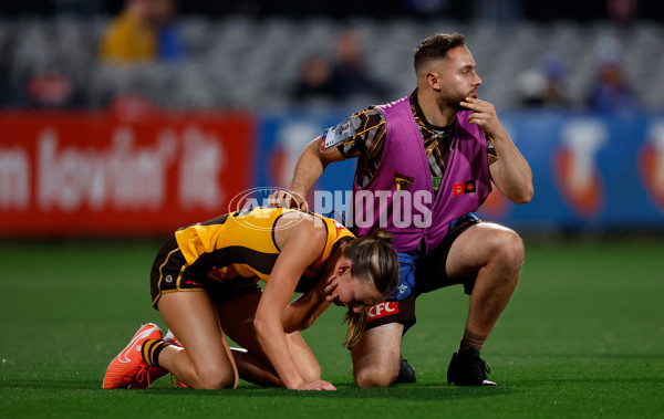 AFLW 2025 First Qualifying Final - North Melbourne v Hawthorn - A-64743097
