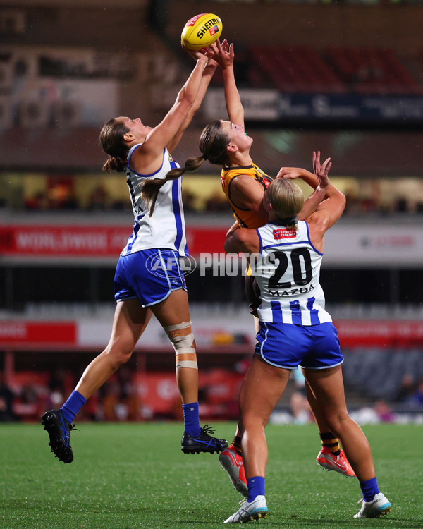 AFLW 2025 First Qualifying Final - North Melbourne v Hawthorn - A-64743588