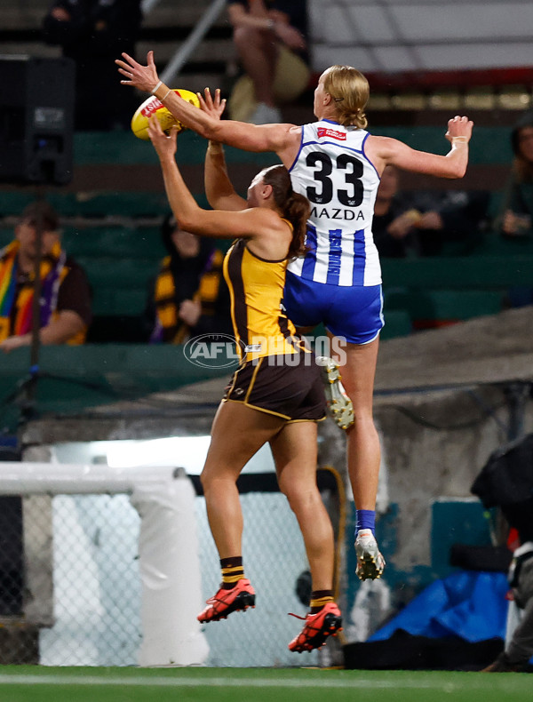 AFLW 2025 First Qualifying Final - North Melbourne v Hawthorn - A-64743598
