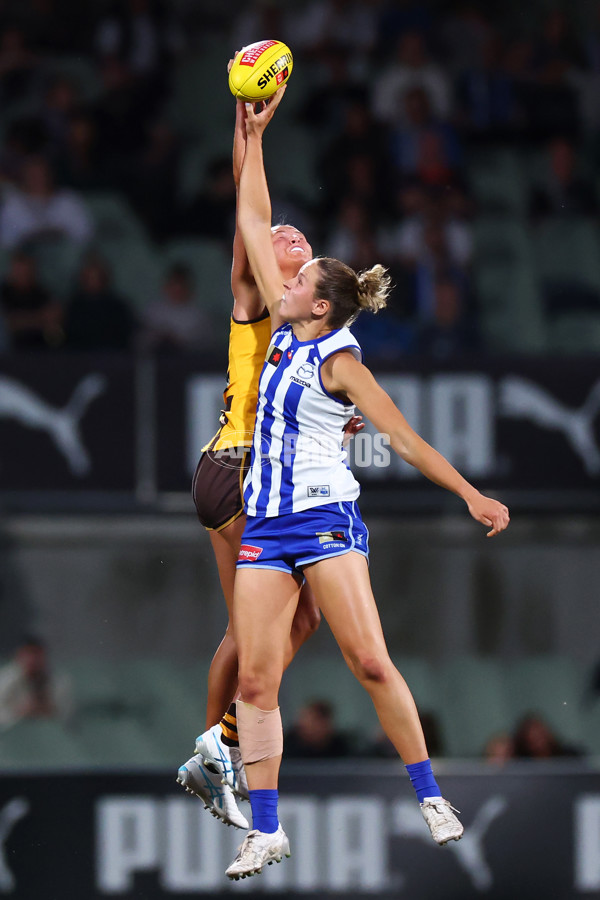 AFLW 2025 First Qualifying Final - North Melbourne v Hawthorn - A-64745766