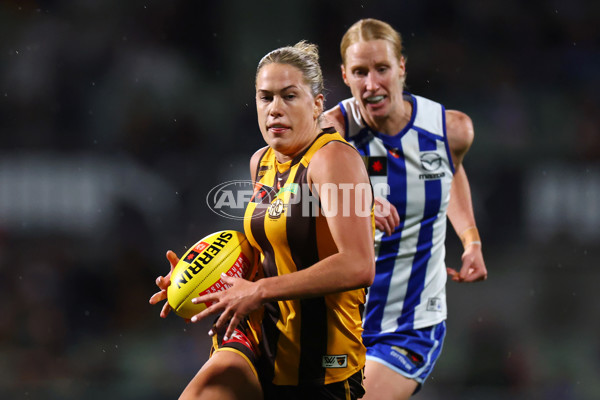 AFLW 2025 First Qualifying Final - North Melbourne v Hawthorn - A-64745786