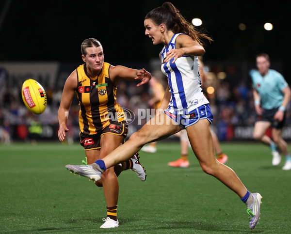AFLW 2025 First Qualifying Final - North Melbourne v Hawthorn - A-64745821