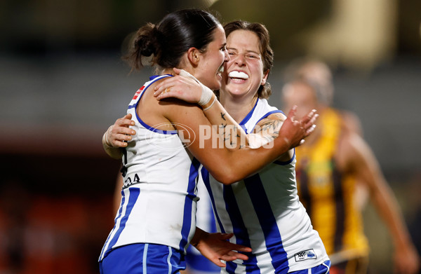 AFLW 2025 First Qualifying Final - North Melbourne v Hawthorn - A-64745833