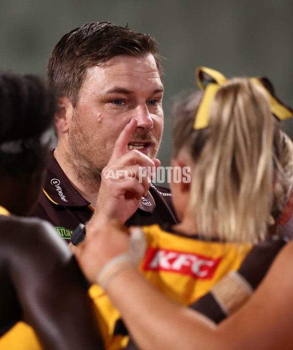 AFLW 2025 First Qualifying Final - North Melbourne v Hawthorn - A-64745897