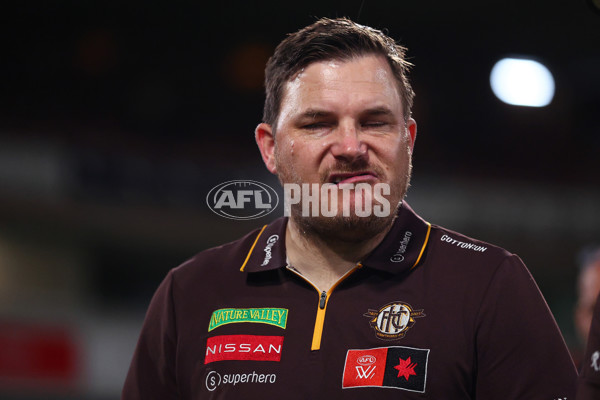 AFLW 2025 First Qualifying Final - North Melbourne v Hawthorn - A-64748077