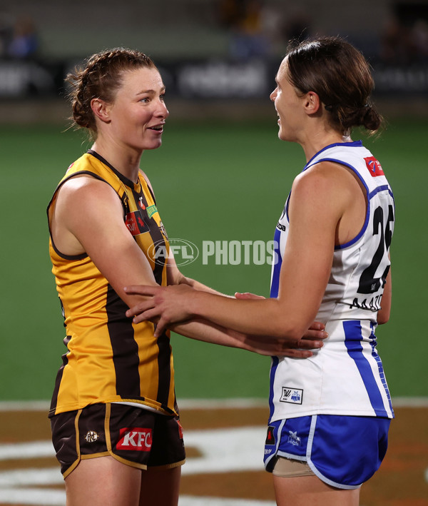 AFLW 2025 First Qualifying Final - North Melbourne v Hawthorn - A-64748111