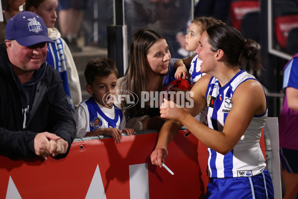 AFLW 2025 First Qualifying Final - North Melbourne v Hawthorn - A-64748112