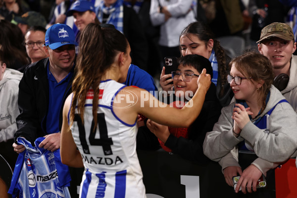 AFLW 2025 First Qualifying Final - North Melbourne v Hawthorn - A-64748114