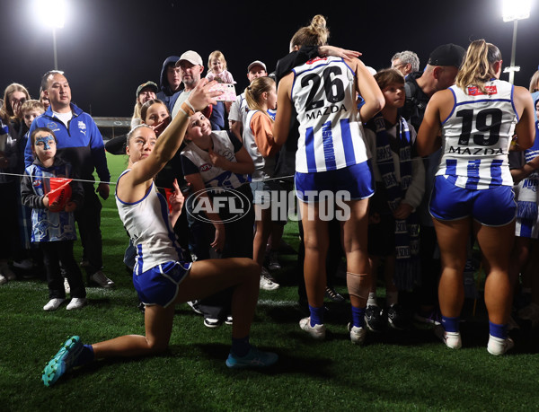 AFLW 2025 First Qualifying Final - North Melbourne v Hawthorn - A-64748517