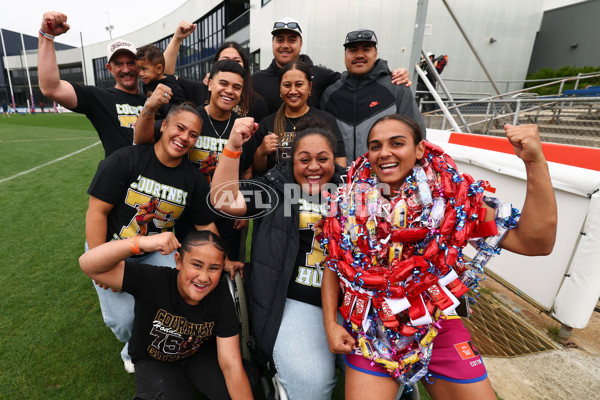 AFLW 2025 Second Qualifying Final - Melbourne v Brisbane - A-64766352