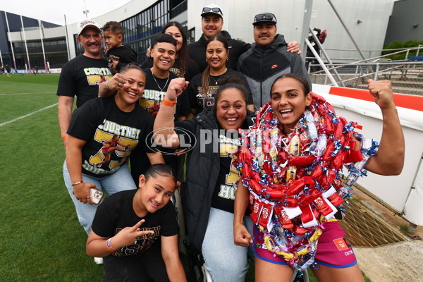 AFLW 2025 Second Qualifying Final - Melbourne v Brisbane - A-64766418