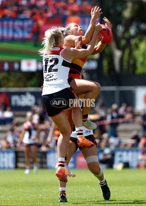 AFLW 2025 Second Elimination Final - Adelaide v St Kilda - A-64768998