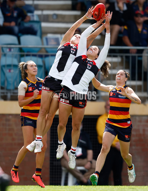 AFLW 2025 Second Elimination Final - Adelaide v St Kilda - A-64769074