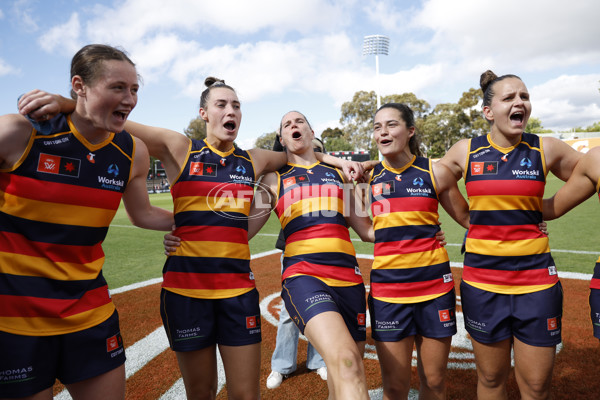 AFLW 2025 Second Elimination Final - Adelaide v St Kilda - A-64771045