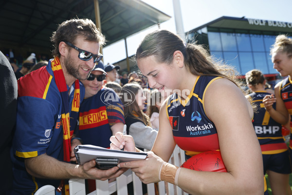 AFLW 2025 Second Elimination Final - Adelaide v St Kilda - A-64771047