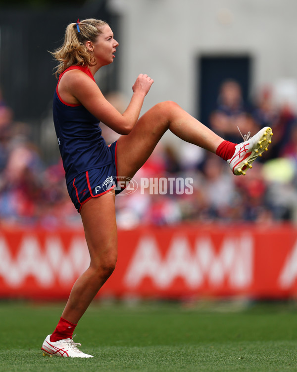 AFLW 2025 Second Qualifying Final - Melbourne v Brisbane - A-64771060