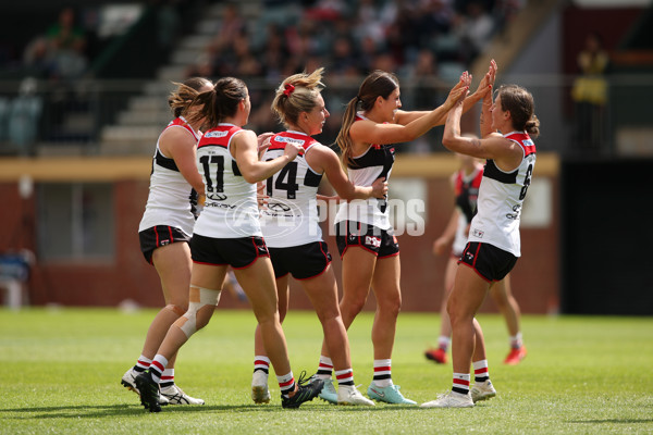 AFLW 2025 Second Elimination Final - Adelaide v St Kilda - A-64771207