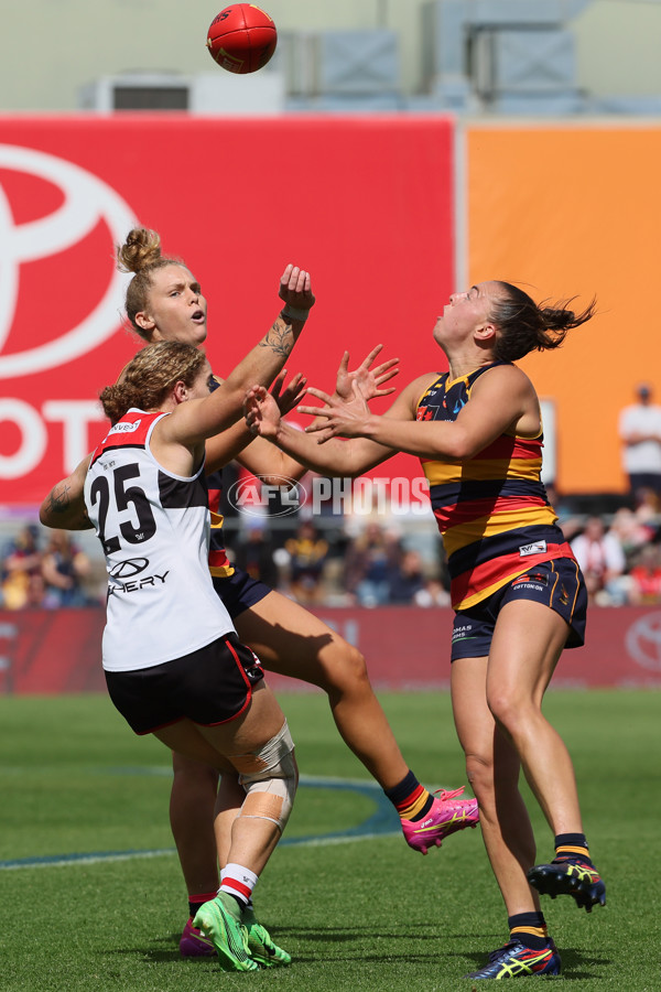 AFLW 2025 Second Elimination Final - Adelaide v St Kilda - A-64771221