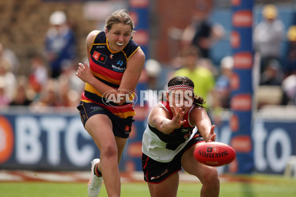 AFLW 2025 Second Elimination Final - Adelaide v St Kilda - A-64771235
