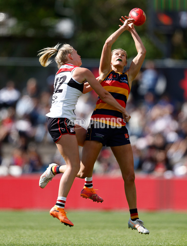 AFLW 2025 Second Elimination Final - Adelaide v St Kilda - A-64771246