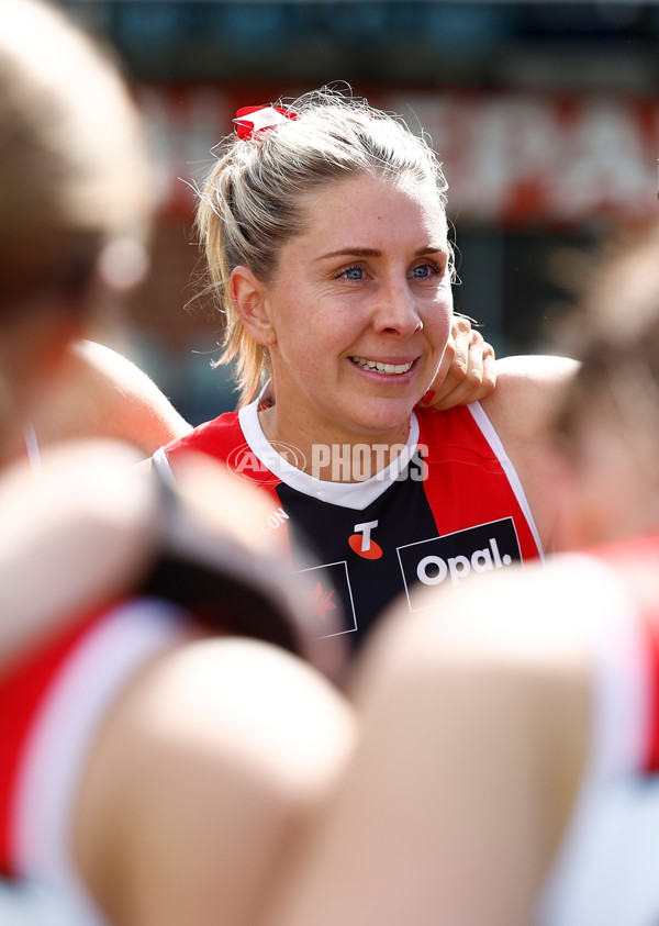 AFLW 2025 Second Elimination Final - Adelaide v St Kilda - A-64773532