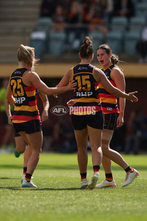AFLW 2025 Second Elimination Final - Adelaide v St Kilda - A-64773586
