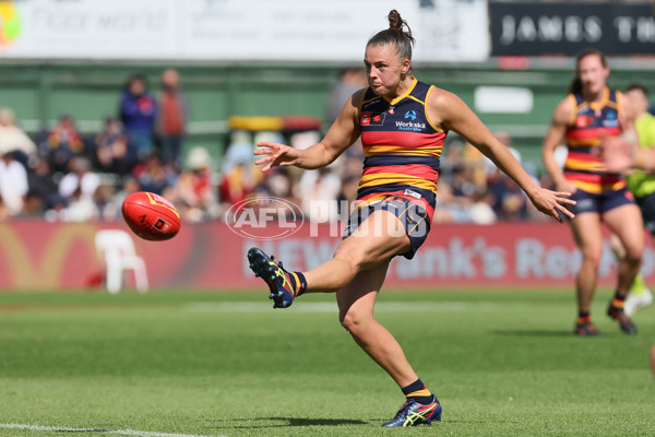AFLW 2025 Second Elimination Final - Adelaide v St Kilda - A-64773846