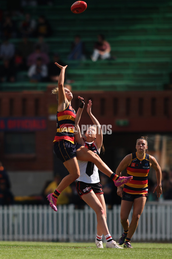 AFLW 2025 Second Elimination Final - Adelaide v St Kilda - A-64773877