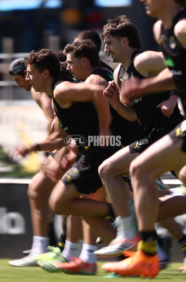 AFL 2025 Training - Richmond 141125 - A-64782487
